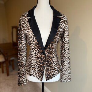 Suzy Shier leopard print double breasted tailored sweater cardigan blazer